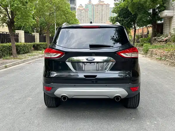 Ford Kuga 2014