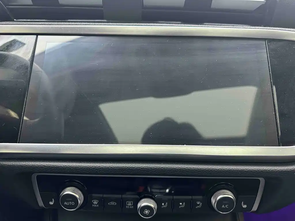 Audi Q3 2023 — фото 16