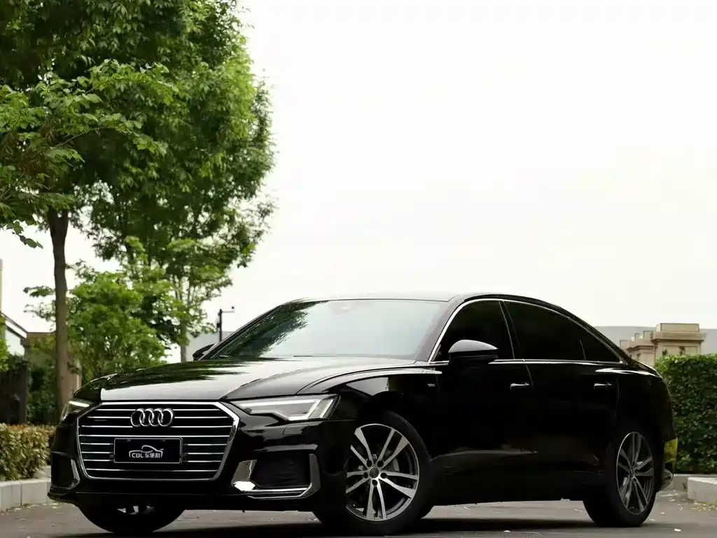 Audi A6L 2019 — фото 1