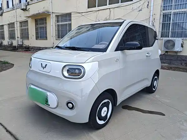 Wuling Hongguang MINIEV 2025