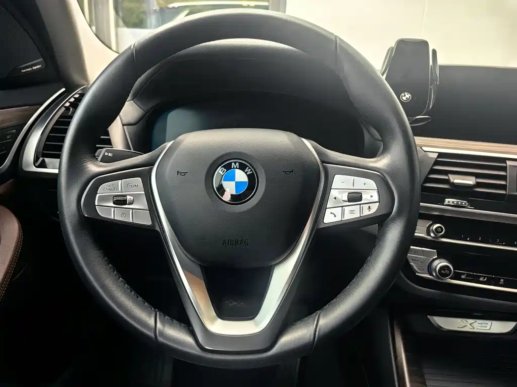 BMW X3 2021 — фото 11
