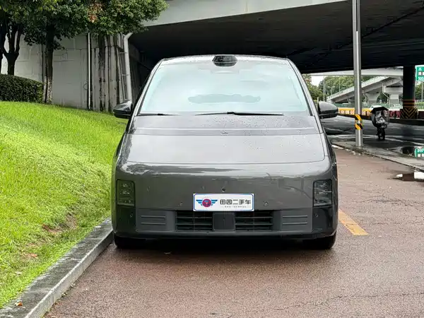 Li Auto MEGA 2024