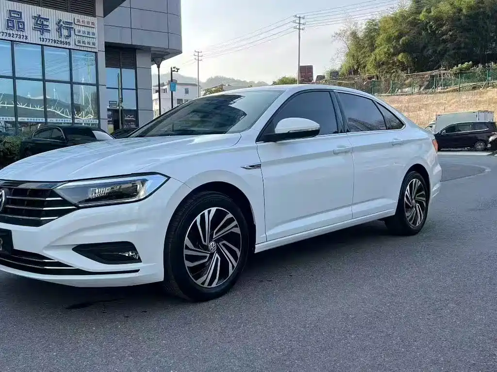 Volkswagen Sagitar 2023