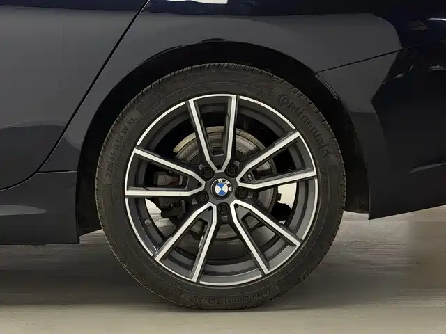 BMW 3 Series 2021 — фото 13