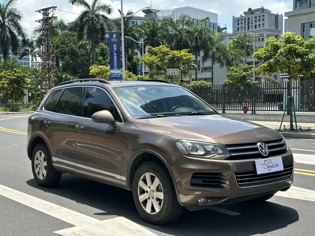 Volkswagen Touareg 2014