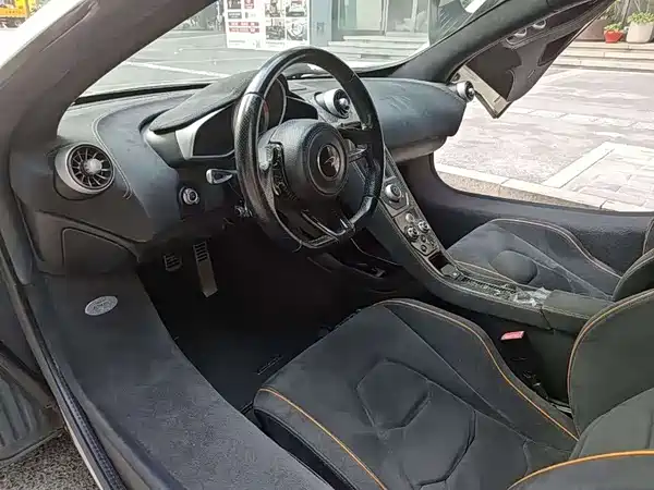 McLaren 650S 2017