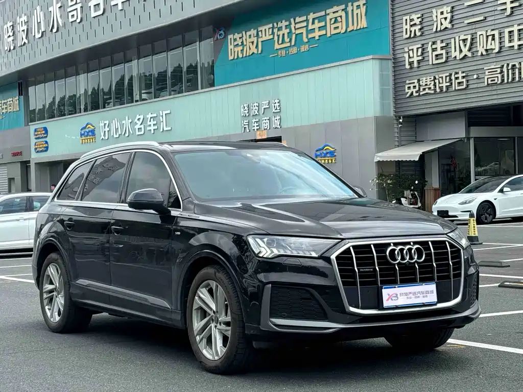 Audi Q7 2024 — фото 3