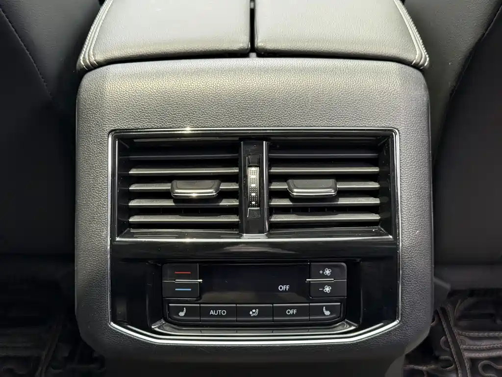 Volkswagen Teramont 2018 — фото 12
