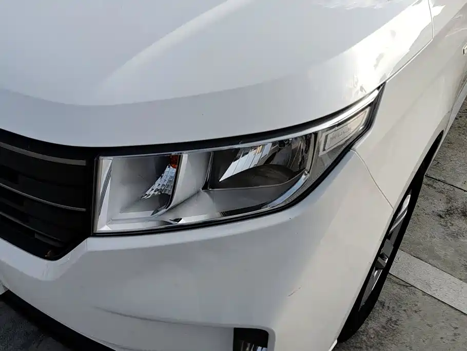 Wuling Hongguang PLUS 2020