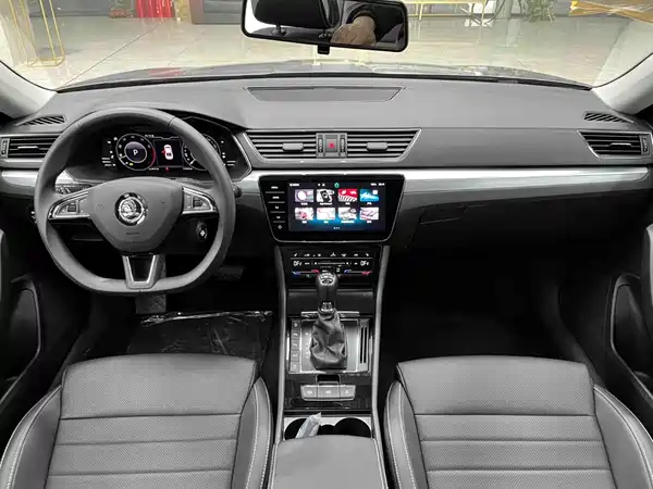 Skoda Superb 2024