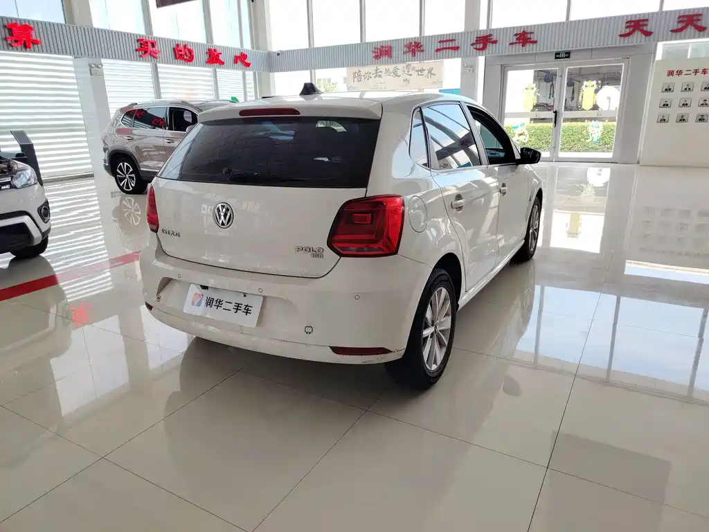 Volkswagen Polo 2017 — фото 13