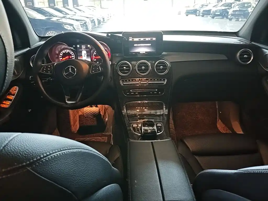 Mercedes-Benz GLC Coupe 2018 — фото 10