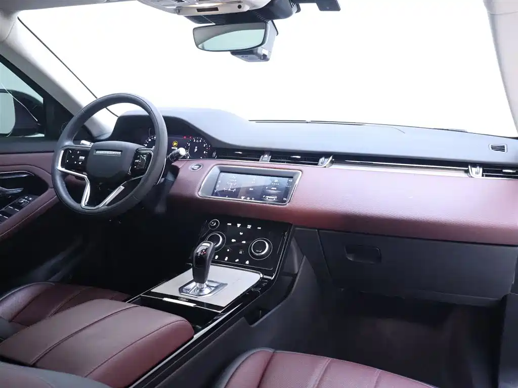 Land Rover Evoque 2022 — фото 19