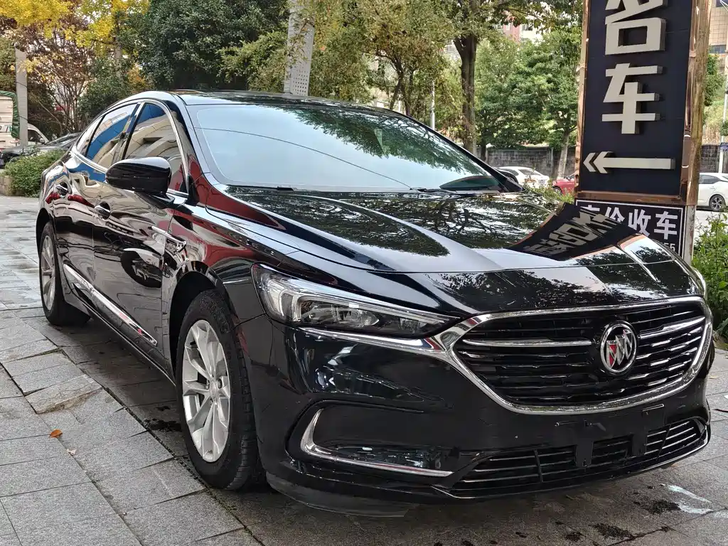 Buick LaCrosse 2021 — фото 1