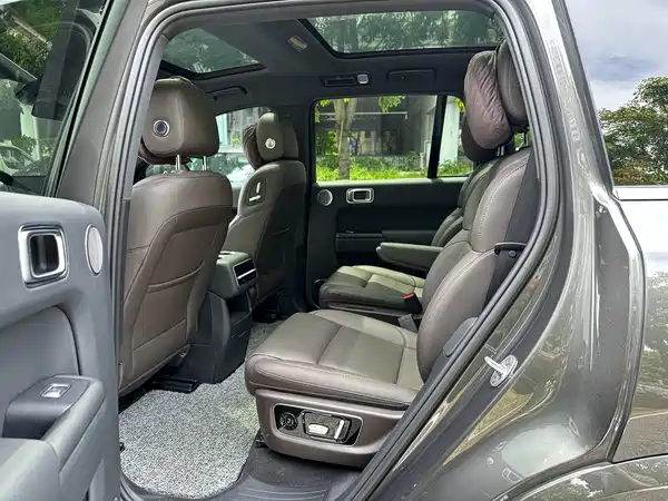 Li Auto L8 2023