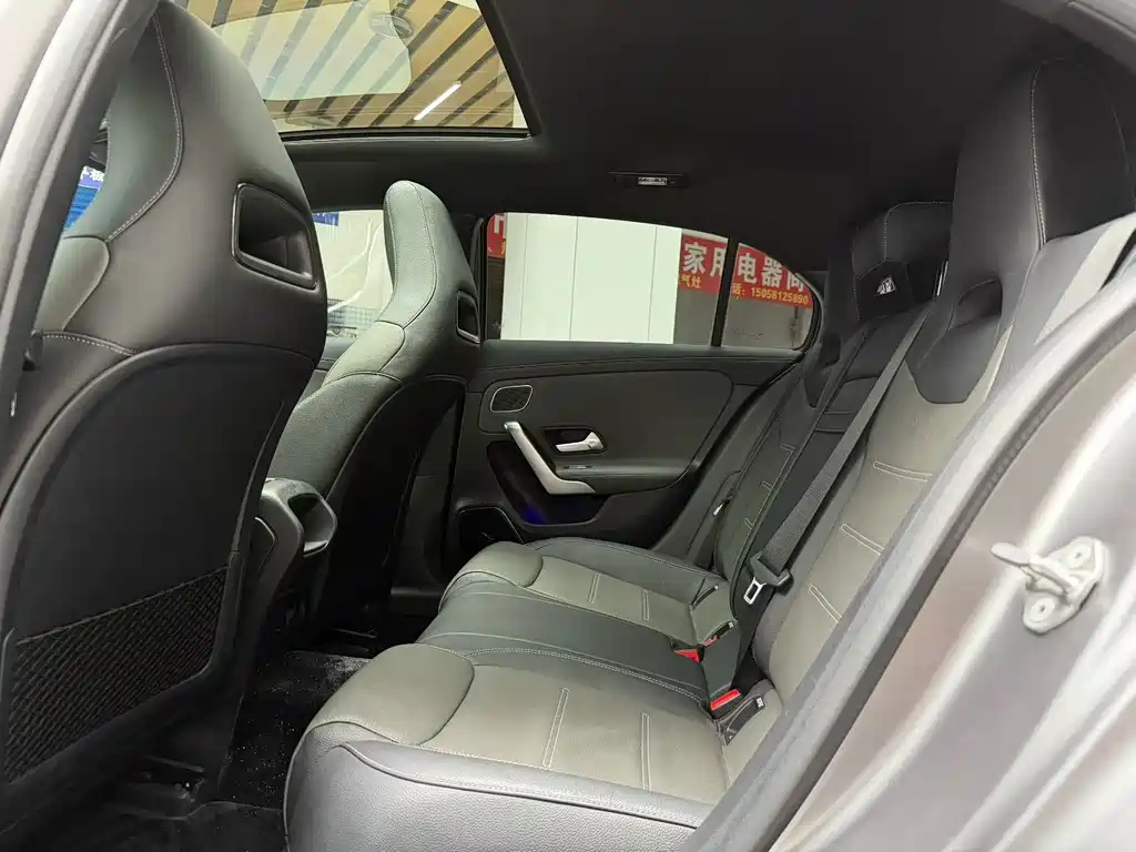 Mercedes-Benz A-Class AMG 2021 — фото 6