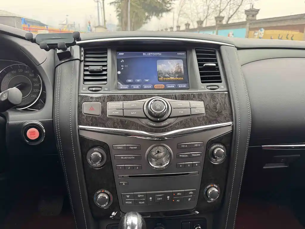 Nissan Patrol 2018 — фото 14