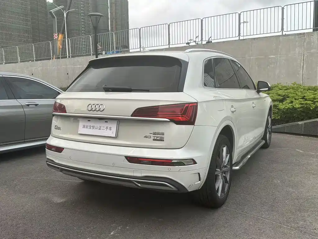 Audi Q5L 2023 — фото 4