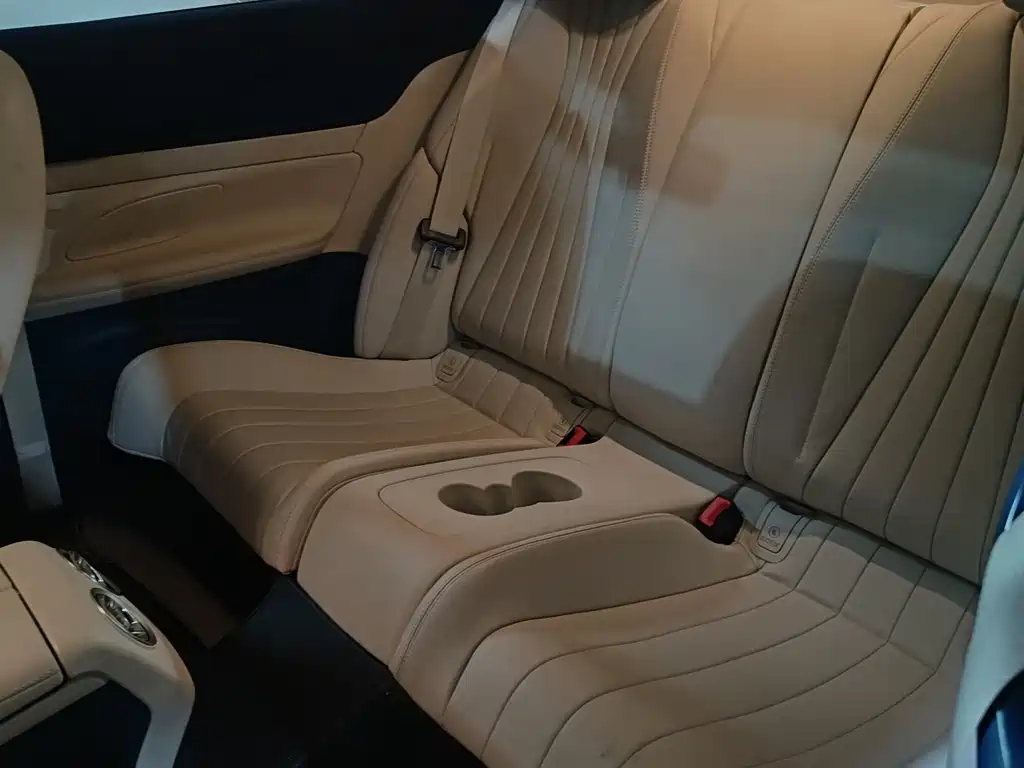 Mercedes-Benz E-Class 2024