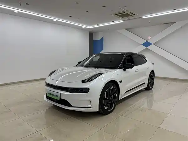 Zeekr 001 2023
