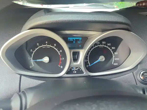 Ford EcoSport 2015