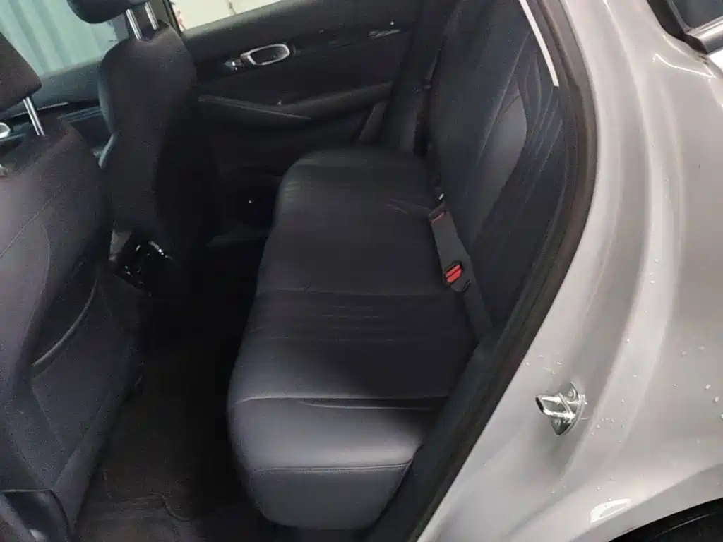 Geely Galaxy E5 2024 — фото 17