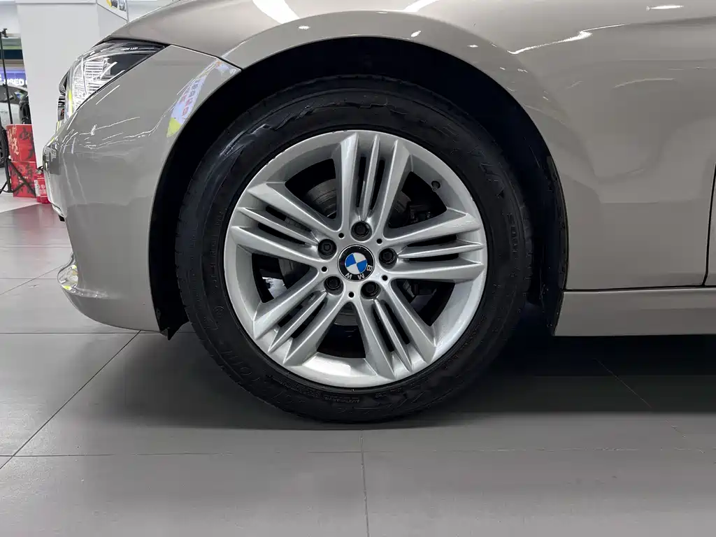 BMW 3 Series 2016 — фото 44