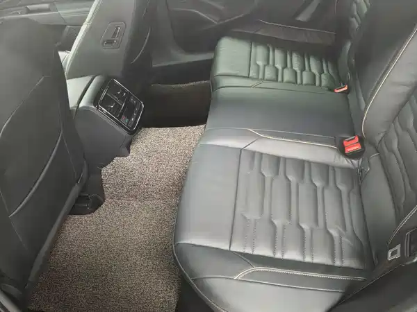 Volkswagen Passat 2021