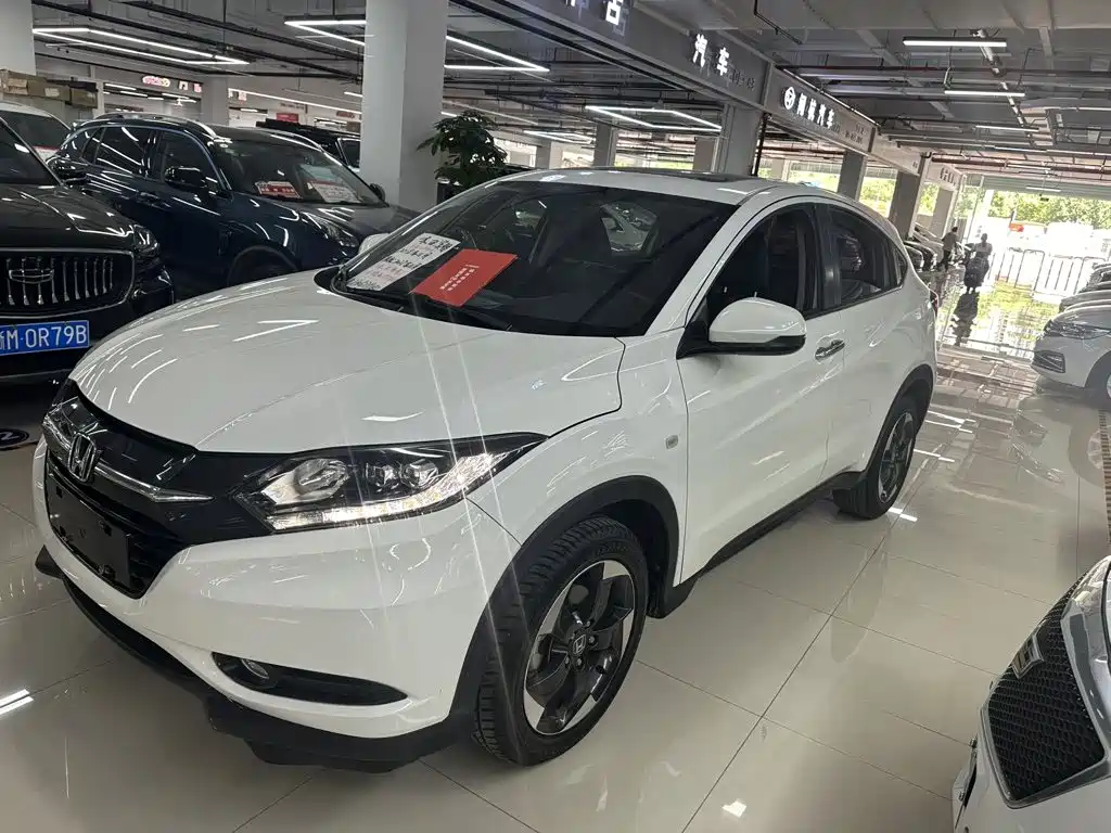 Honda Vezel 2018 — фото 1