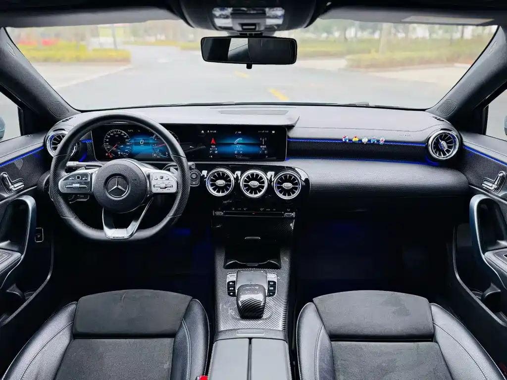 Mercedes-Benz A-Class 2020 — фото 3