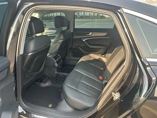Audi A6L 2020