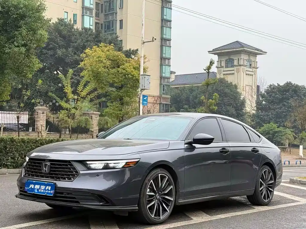 Honda Accord 2024 — фото 1