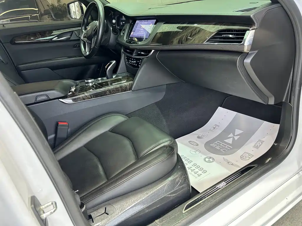 Cadillac CT6 2021 — фото 21