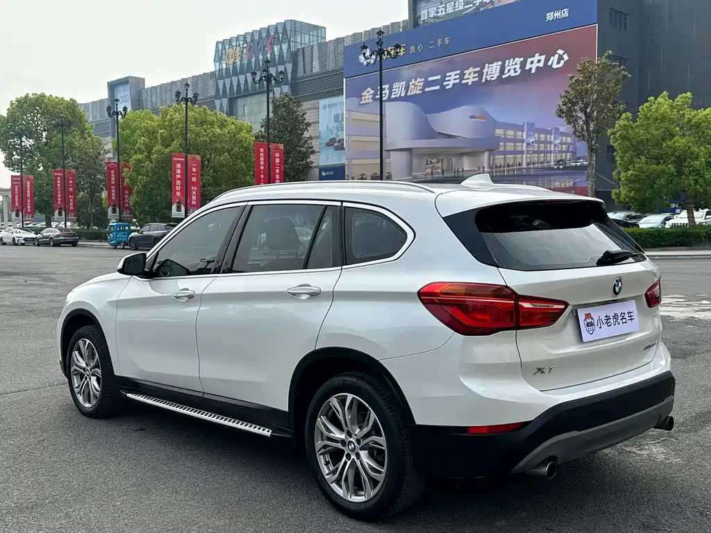 BMW X1 2019 — фото 7