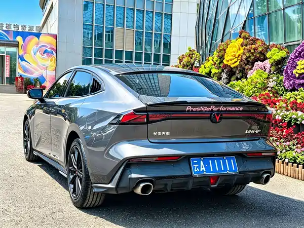 Changan UNI-V 2023