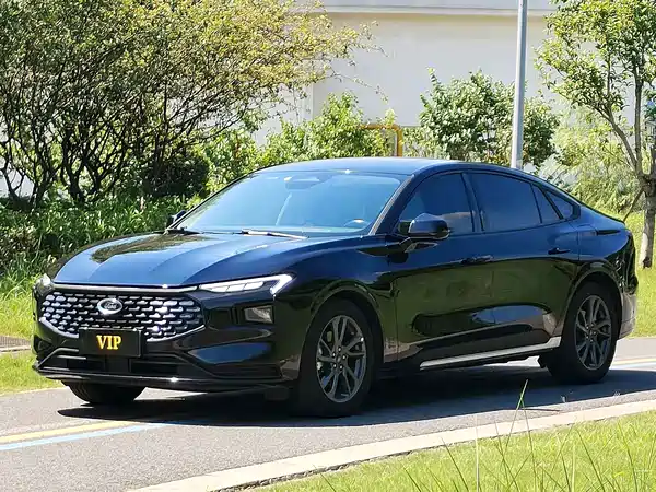 Ford Mondeo 2025