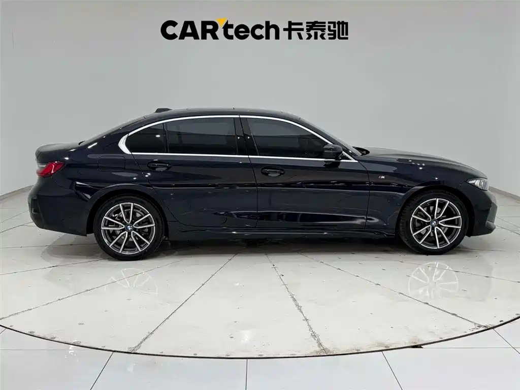 BMW 3 Series 2025 — фото 12