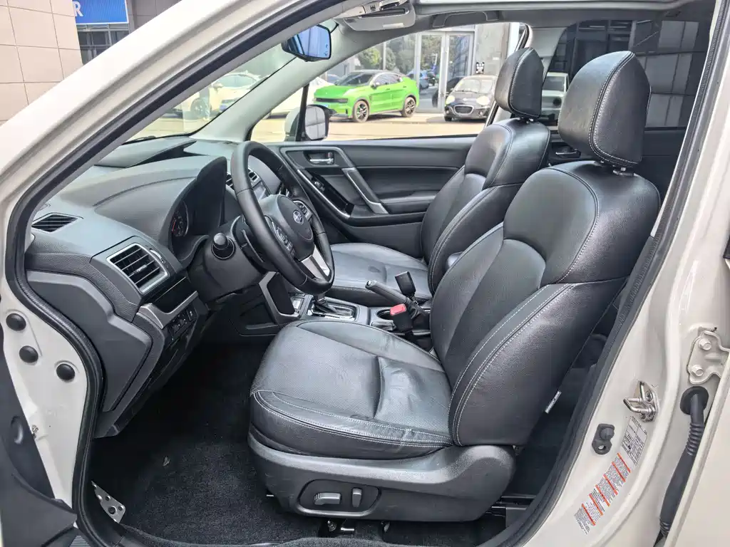 Subaru Forester 2016