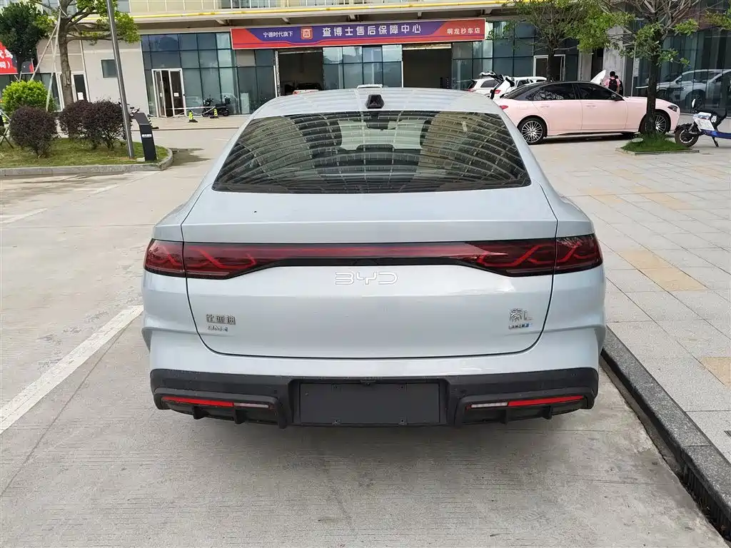 BYD Qin L 2025 — фото 4