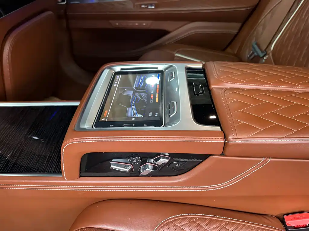 BMW 7 Series 2021 — фото 16