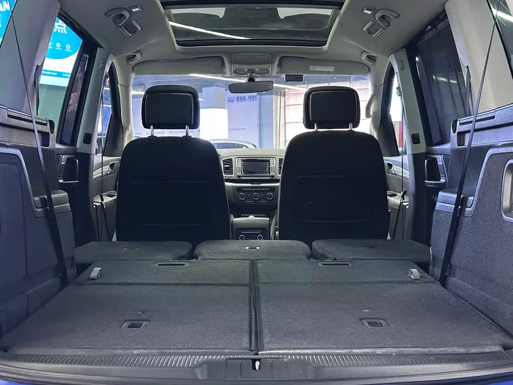 Volkswagen Sharan 2018 — фото 28