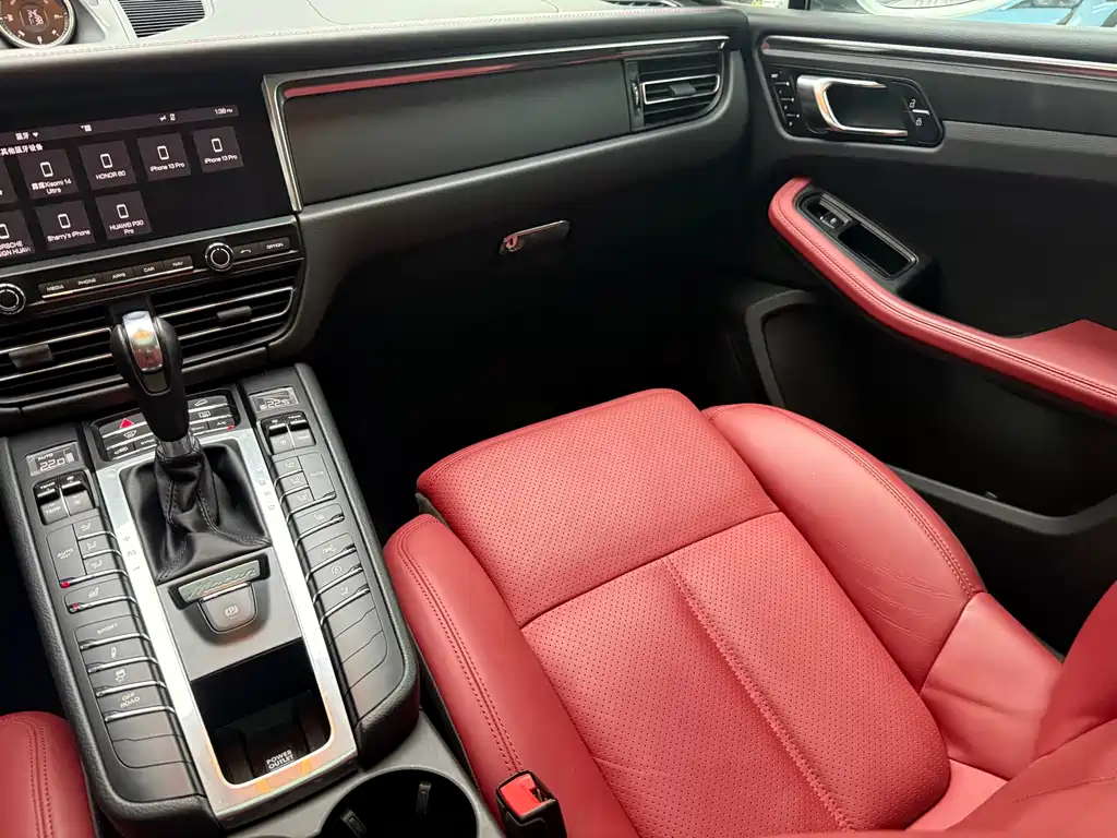 Porsche Macan 2019 — фото 15