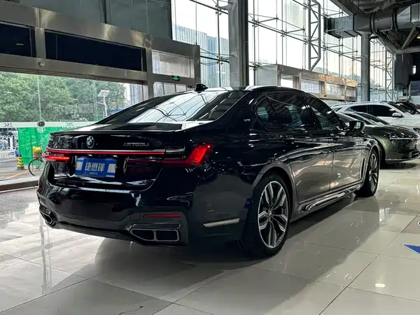 BMW 7 Series 2021