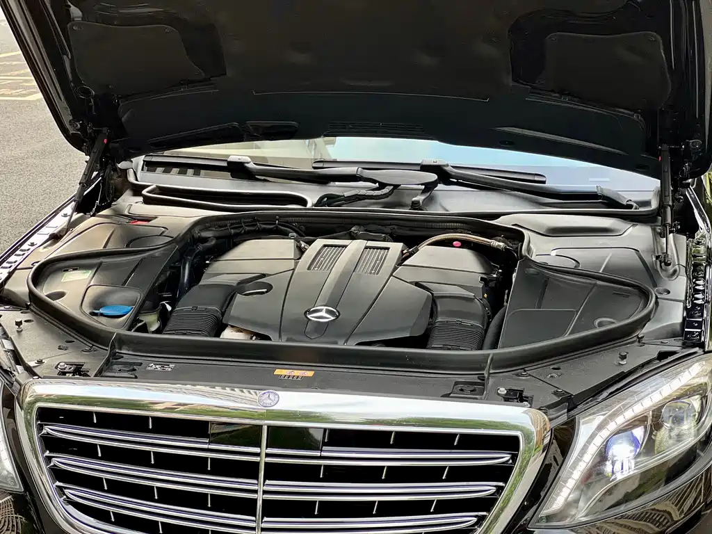 Mercedes-Benz Maybach S-Class 2016 — фото 27