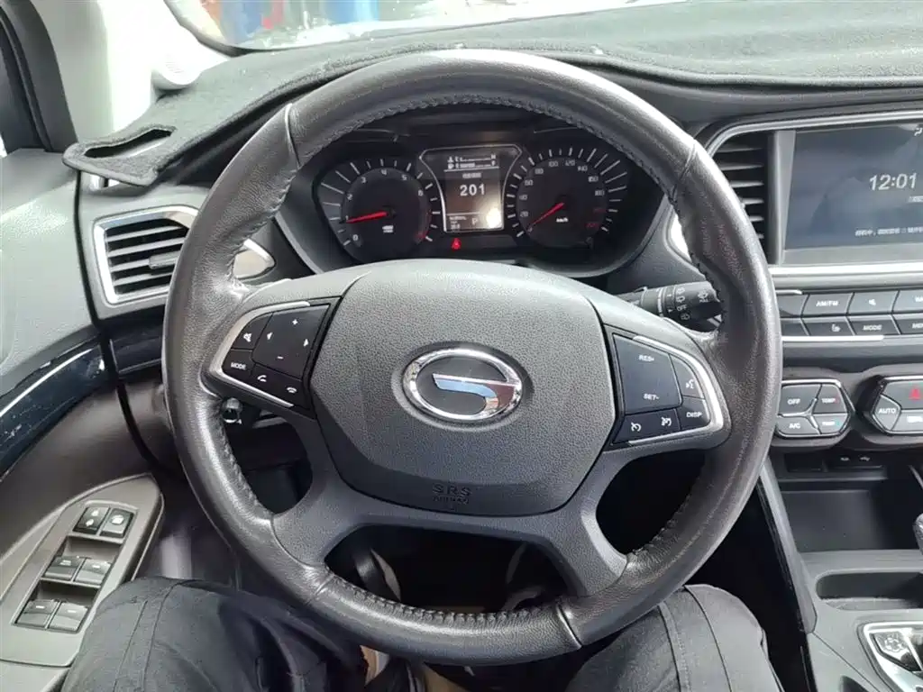GAC Motor Trumpchi GS4 2017 — фото 11