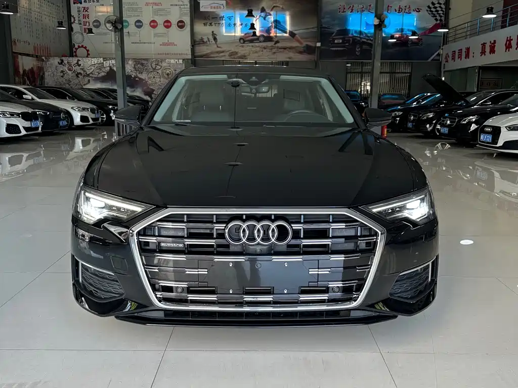 Audi A6L 2022