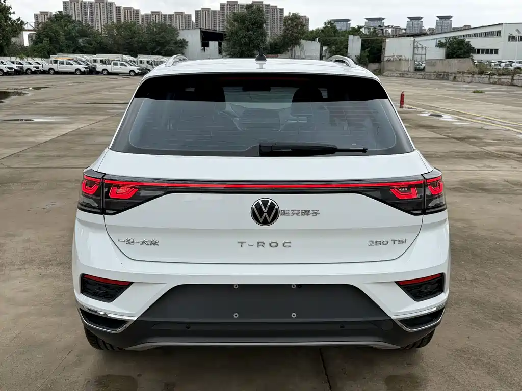 Volkswagen T-Roc 2023