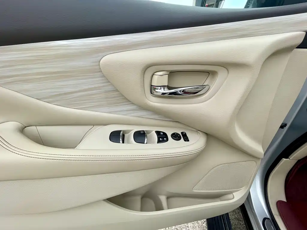 Nissan Murano 2019 — фото 19