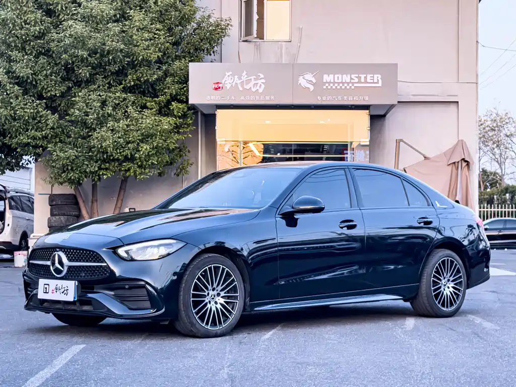 Mercedes-Benz C-Class 2023 — фото 1