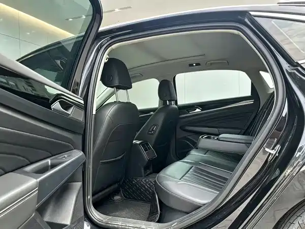 Volkswagen Passat 2023